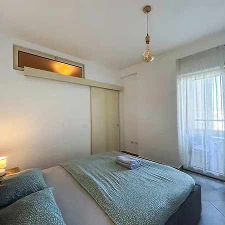 Direct Sea View Apartment Durres